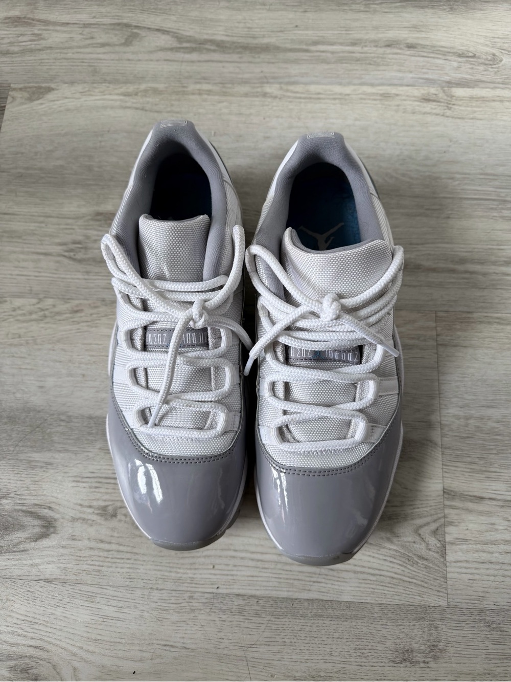 Jordan 11 Retro Low - Cement Grey